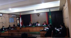 Dalam Dakwaan Cornelis Buston CS Seret 48 Anggota DPRD Periode 2014-2019