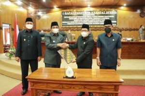Bupati Anwar Sadat Hadiri Rapat Paripurna Keempat DPRD Tanjung Jabung Barat