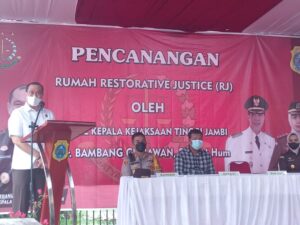 Bupati Tanjung Jabung Timur Romi Hariyanto, SE dampingi Wakajati Jambi Resmikan Rumah Restorative Justice